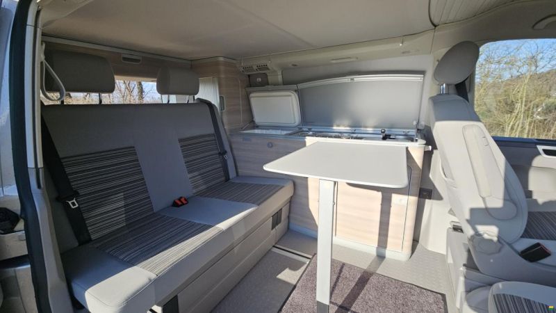 Volkswagen T5 California