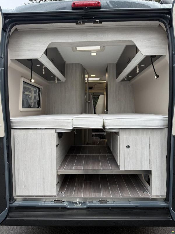 Roller Team Livingstone DUO Adv., Fiat 140PS Automat