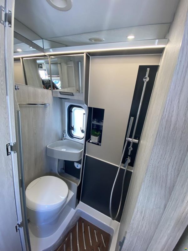 Roller Team Livingstone DUO Adv., Fiat 140PS Automat