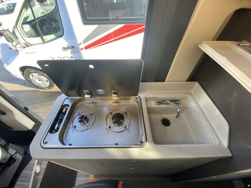 Roller Team Livingstone DUO Adv., Fiat 140PS Automat