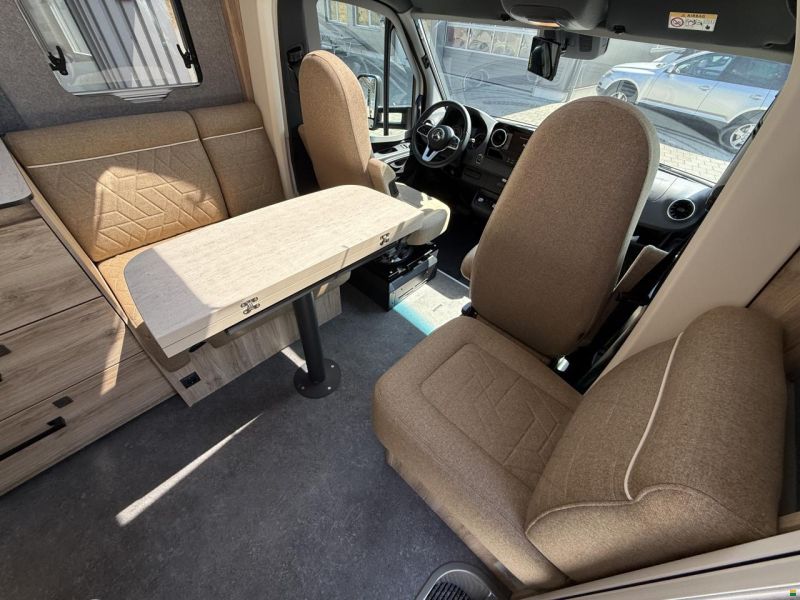 Eura Mobil Xtura XT 686 EF