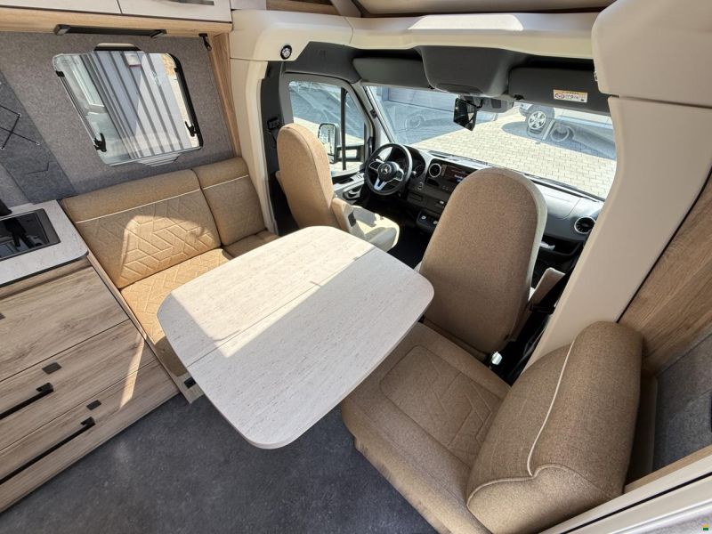 Eura Mobil Xtura XT 686 EF