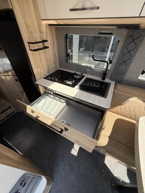 Eura Mobil Xtura XT 686 EF