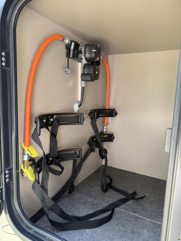 Eura Mobil Xtura XT 686 EF