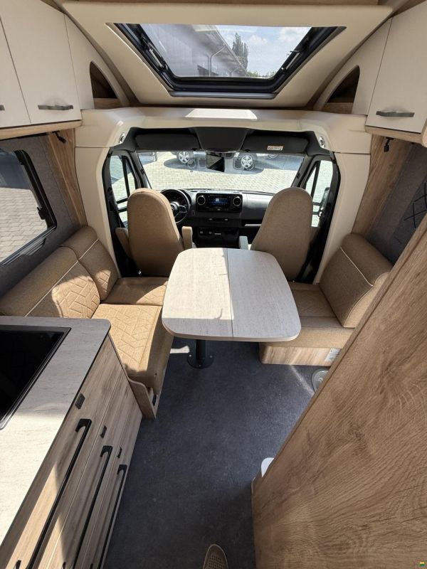 Eura Mobil Xtura XT 686 EF