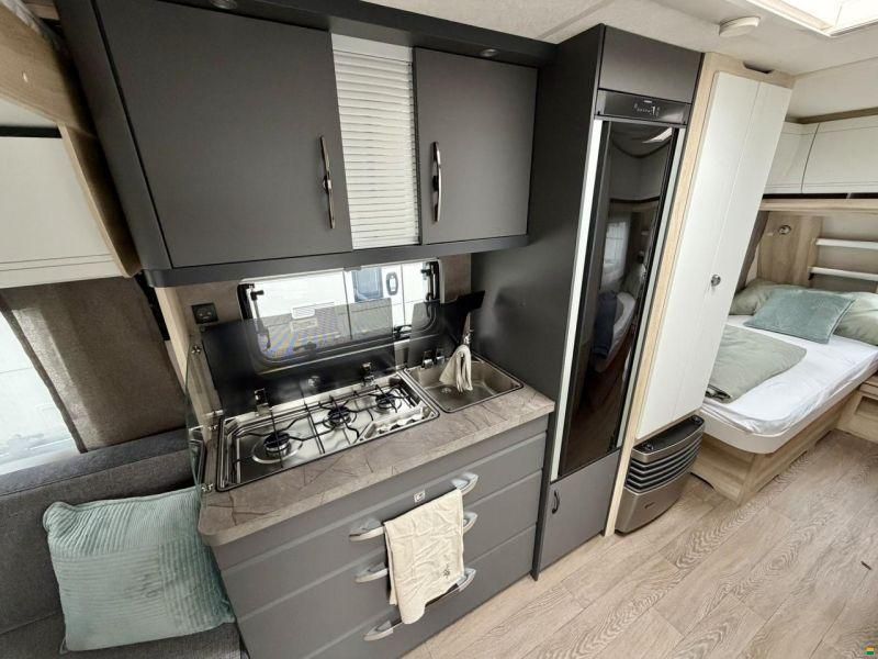 Hobby 515 UHL de Luxe