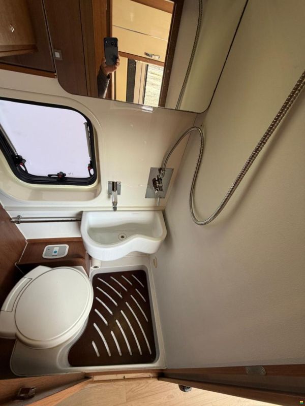 CI *KYROS TRIGANO*LÄNGSBETT*DIESEL-HEIZUNG*