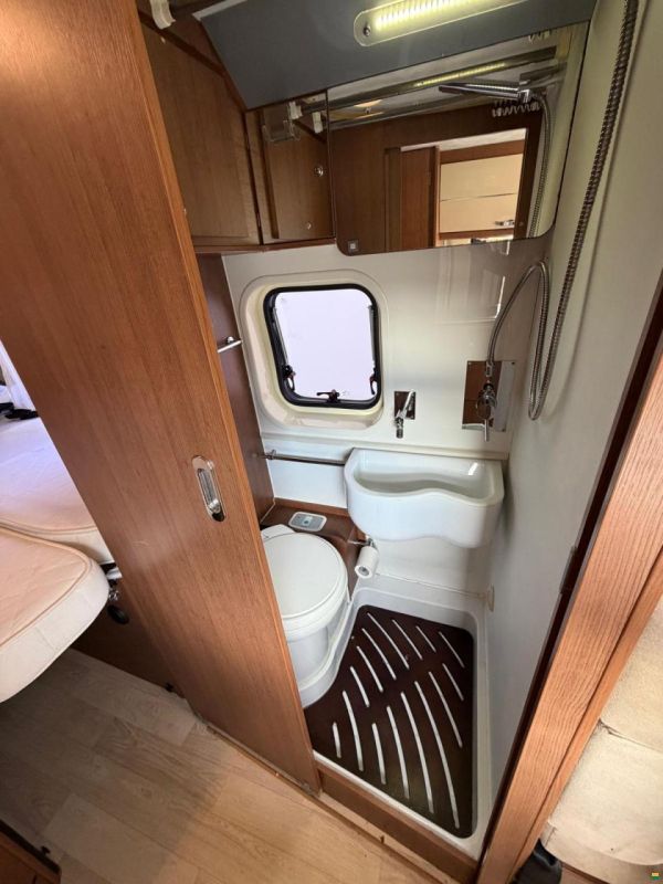 CI *KYROS TRIGANO*LÄNGSBETT*DIESEL-HEIZUNG*