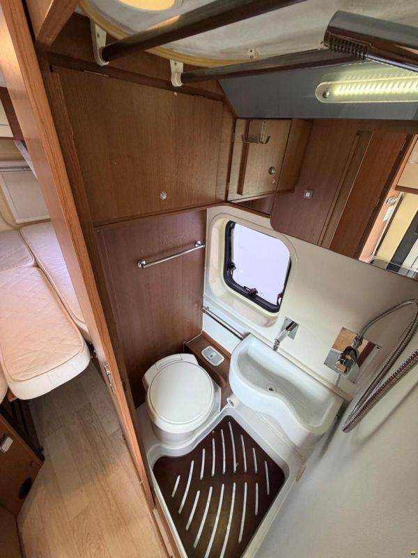 CI *KYROS TRIGANO*LÄNGSBETT*DIESEL-HEIZUNG*