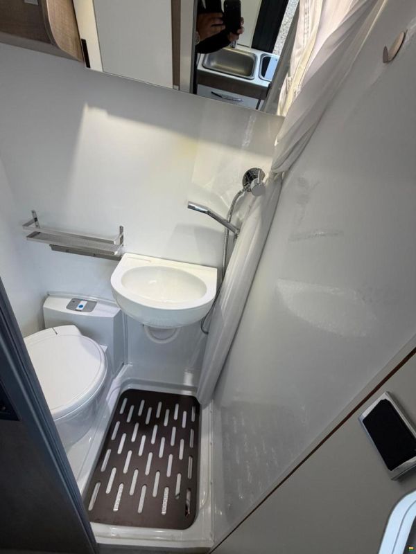 Fiat **PILOTE V600G**NEUWERTIG MIT 21000KM**