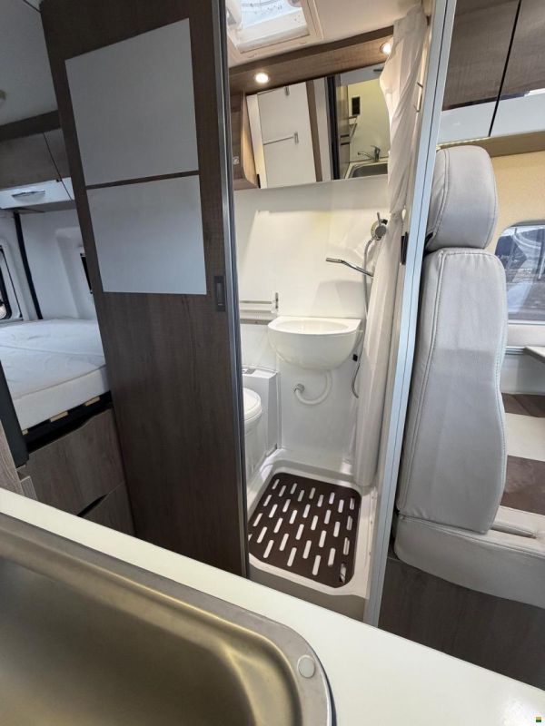 Fiat **PILOTE V600G**NEUWERTIG MIT 21000KM**