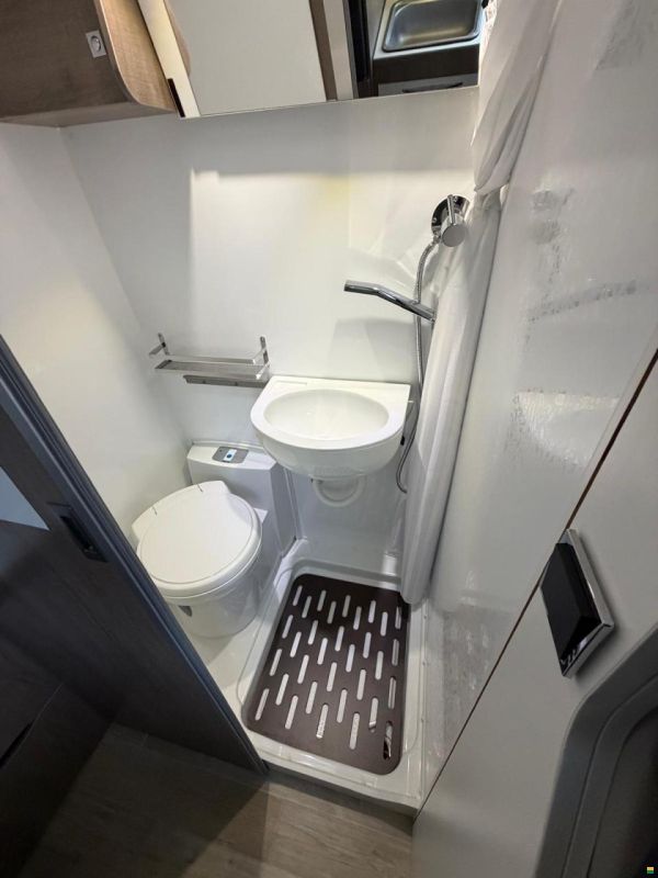 Fiat **PILOTE V600G**NEUWERTIG MIT 21000KM**