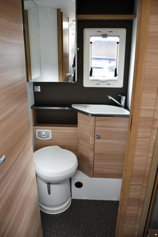 Adria CORAL PLUS S 670 SL 2.3 MJ