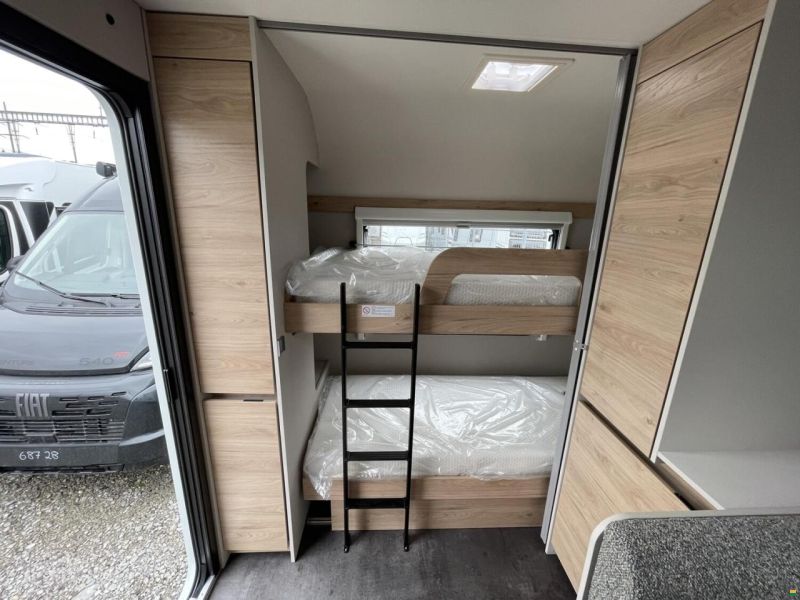 Dethleffs Camper 560 FMK