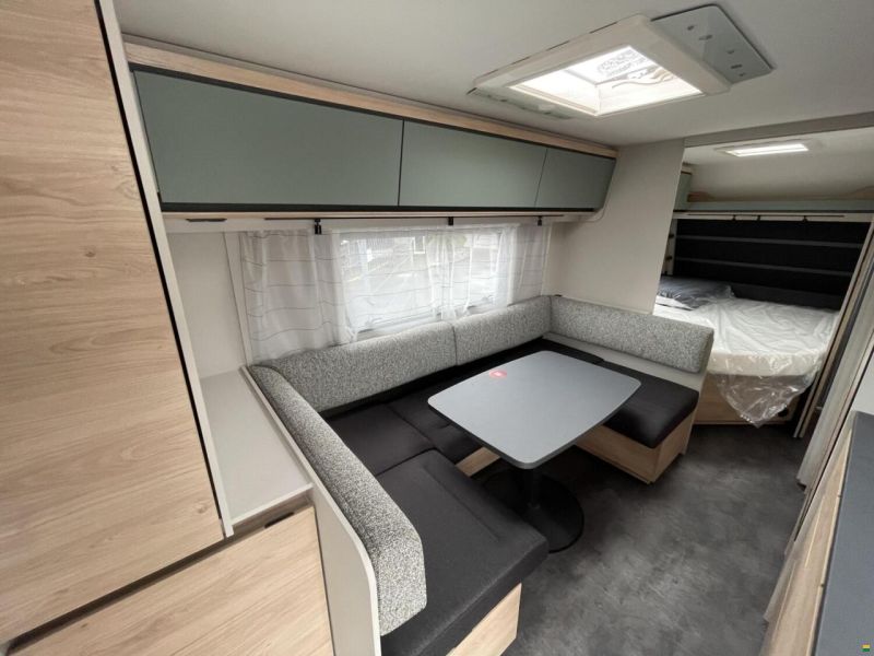 Dethleffs Camper 560 FMK