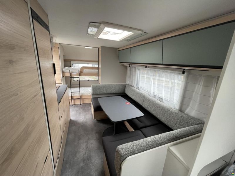 Dethleffs Camper 560 FMK