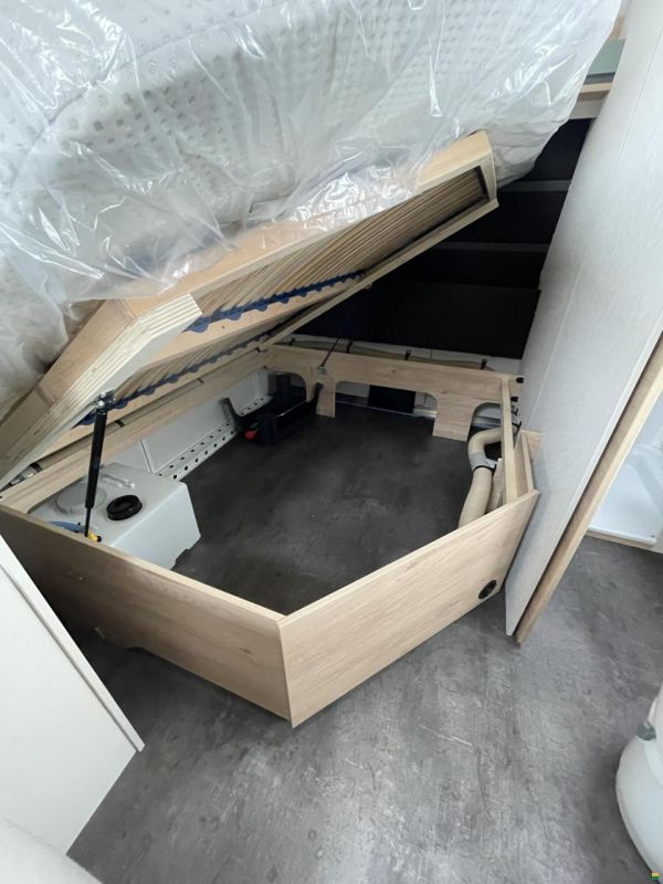 Dethleffs Camper 560 FMK