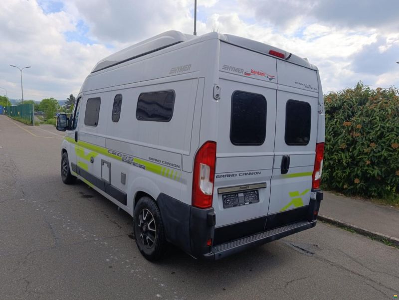 Hymer Crand Canyon Crossover