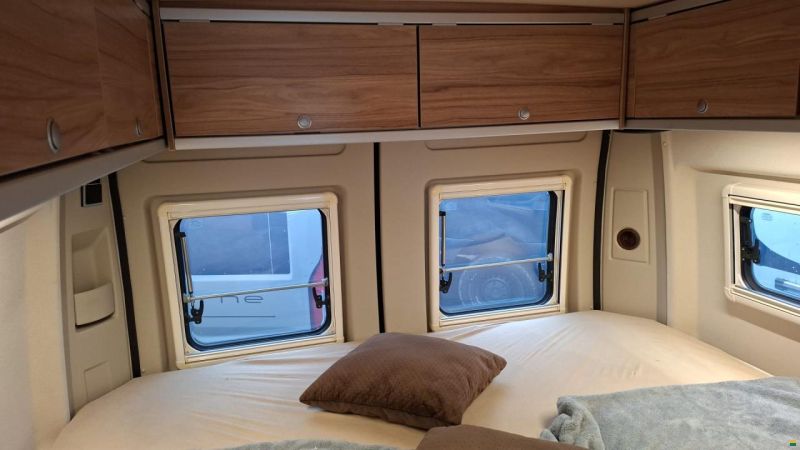 Hymer Crand Canyon Crossover