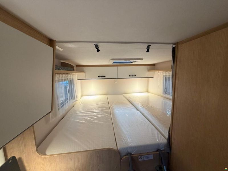 Sunlight Adventure V 67S