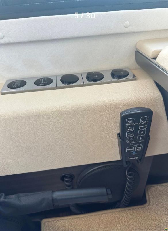 Concorde Charisma 900L