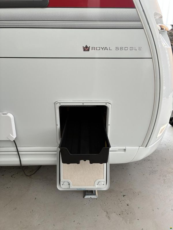 Kabe Royal 560 GLE B2 2.3m