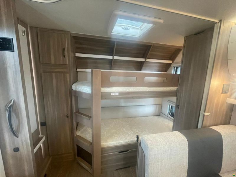 Hobby Excellent édition 560kMFe