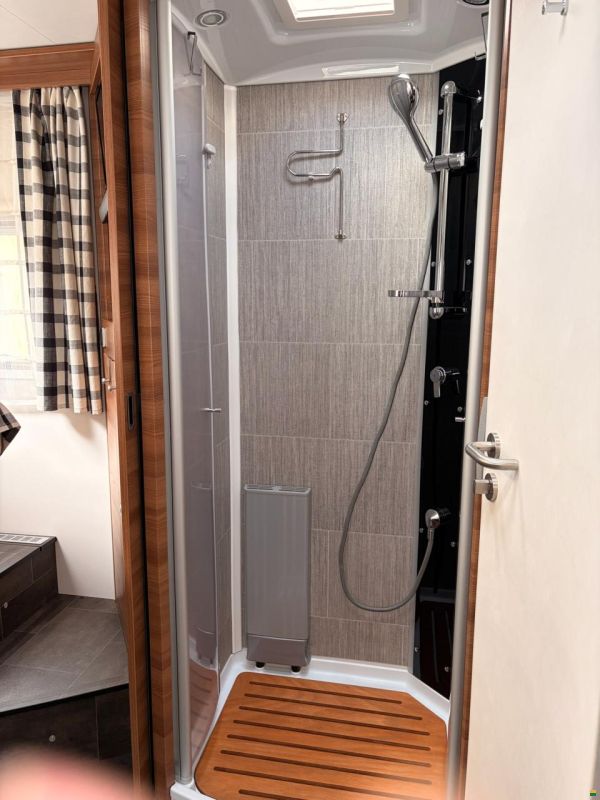 Dethleffs Globetrotter XLi 7850-2 DBM Premium