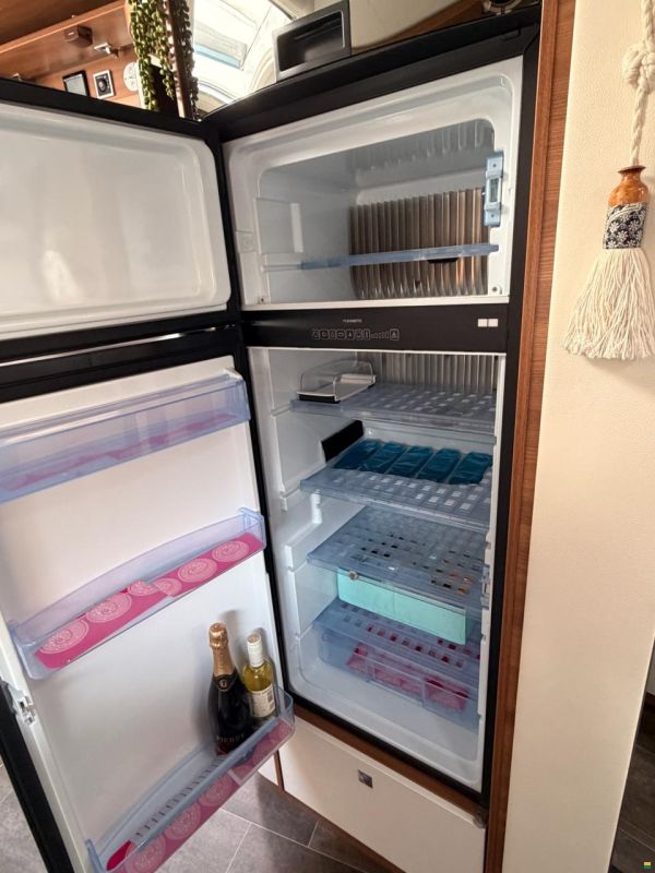 Dethleffs Globetrotter XLi 7850-2 DBM Premium