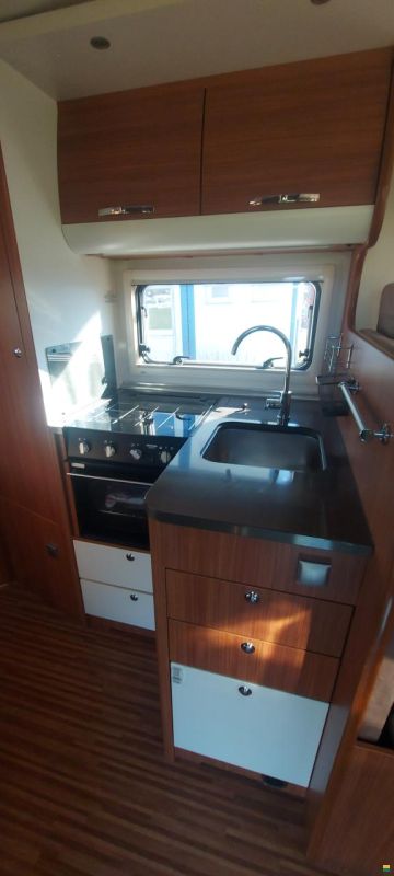 Adria Matrix M650 SF