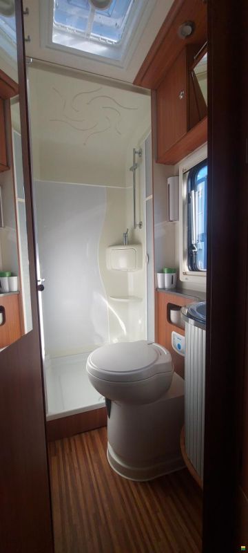 Adria Matrix M650 SF