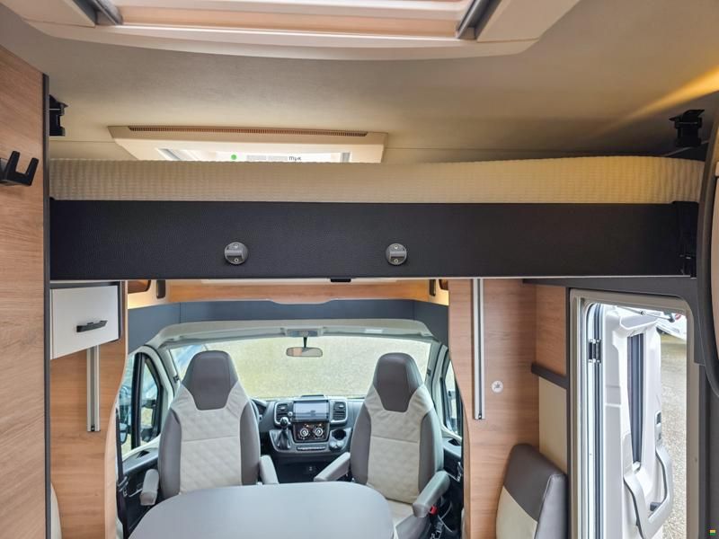 Knaus Live Wave 650 MEG Platinum Selection