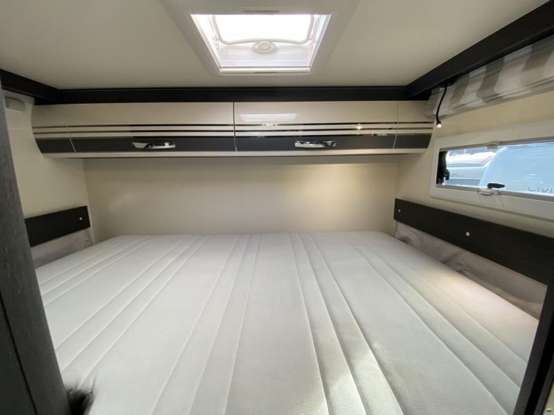 Roller Team Kronos 294 TL, Ford 170PS Automat