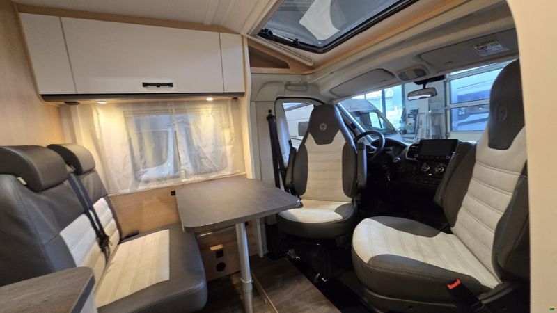 Sunlight V 66 "Adventure Edition"