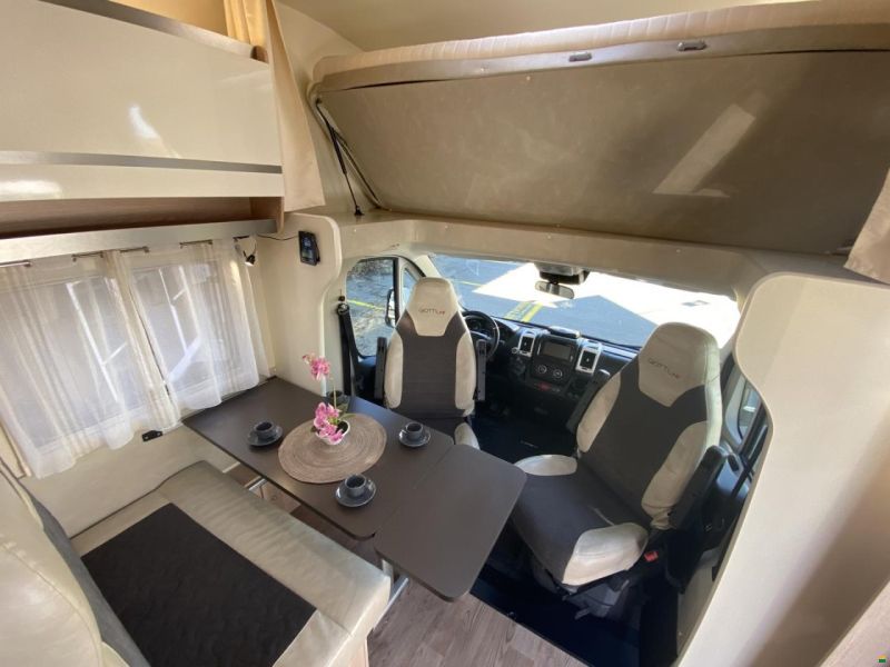 Giottiline Siena 422 Privilege, Citroen 140PS