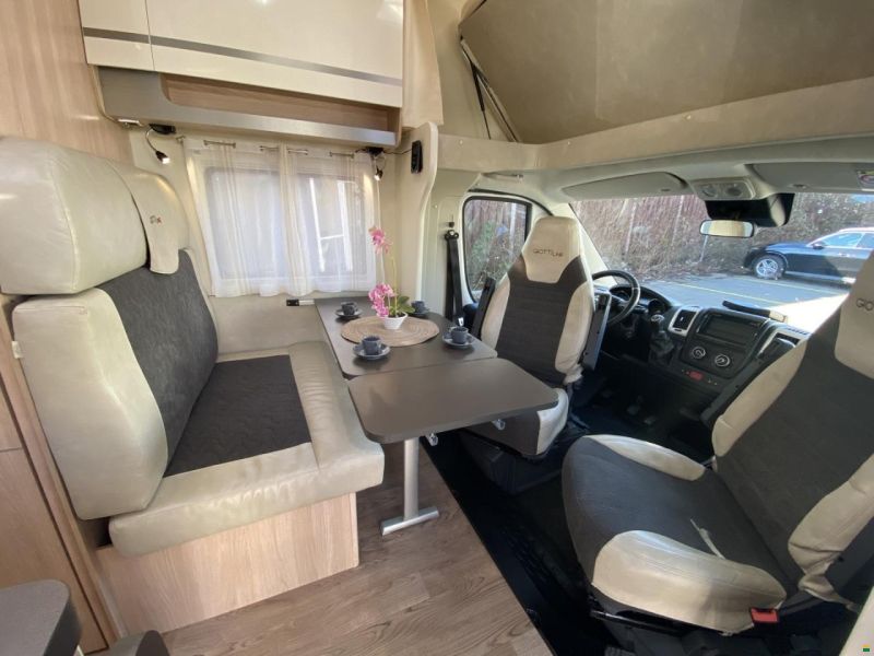 Giottiline Siena 422 Privilege, Citroen 140PS