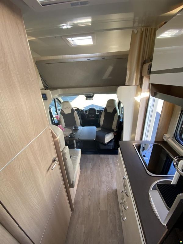 Giottiline Siena 422 Privilege, Citroen 140PS