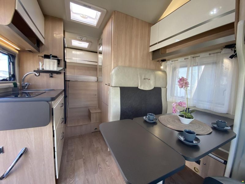 Giottiline Siena 422 Privilege, Citroen 140PS