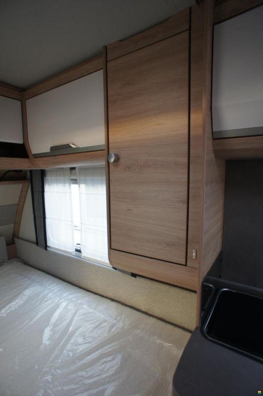 Knaus Südwind 460 EU Black Selection