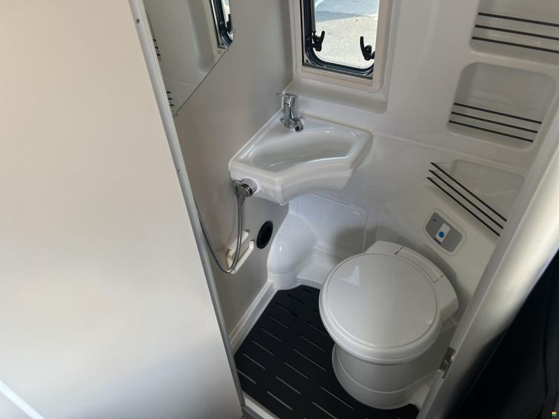 Westfalia Columbus 600E 2.2D 8G