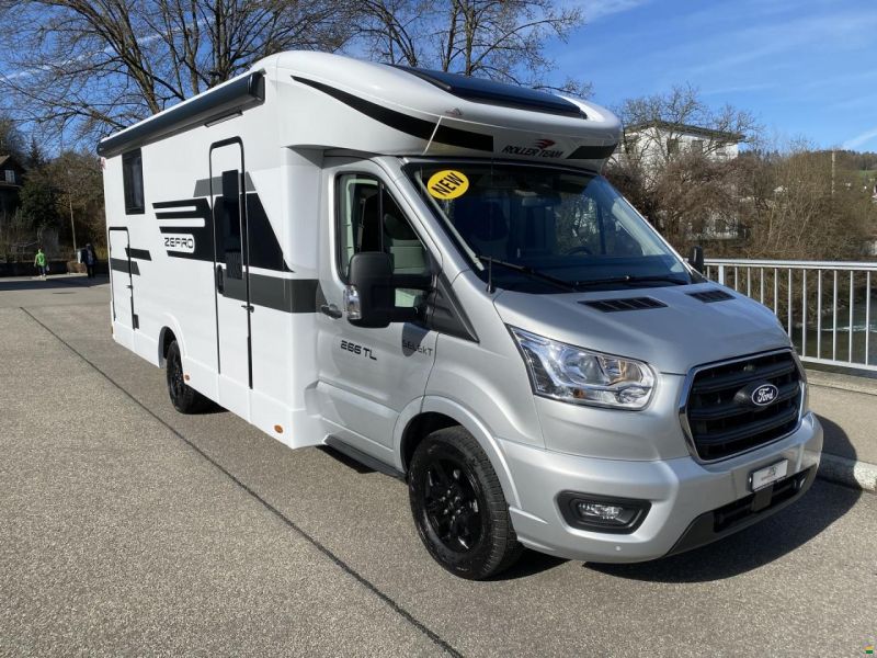 Roller Team Zefiro 266TL, Ford 165PS Automat