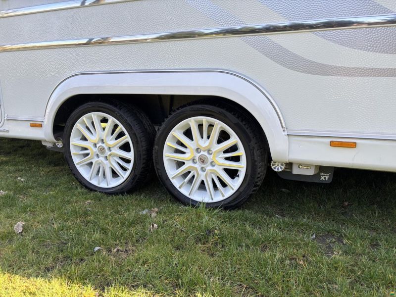 Knaus Tabbert Paris 685 Noir