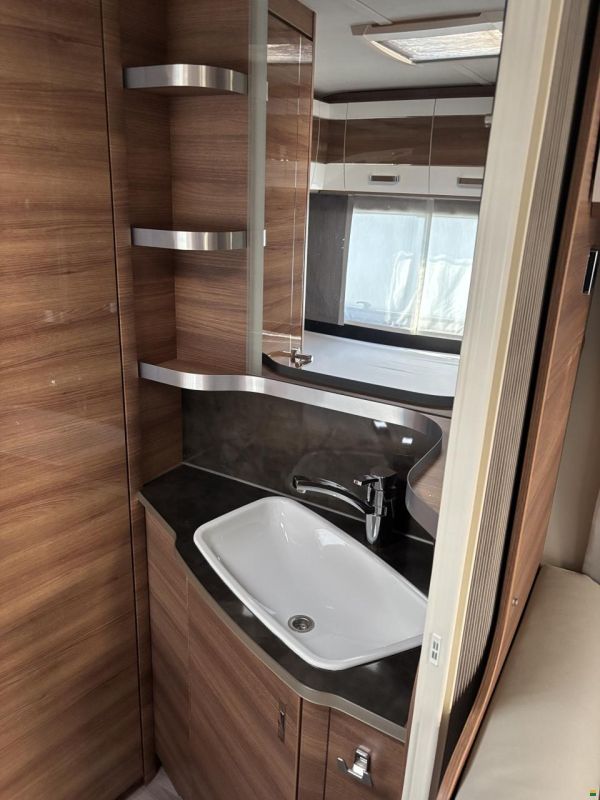 Knaus Tabbert Paris 685 Noir