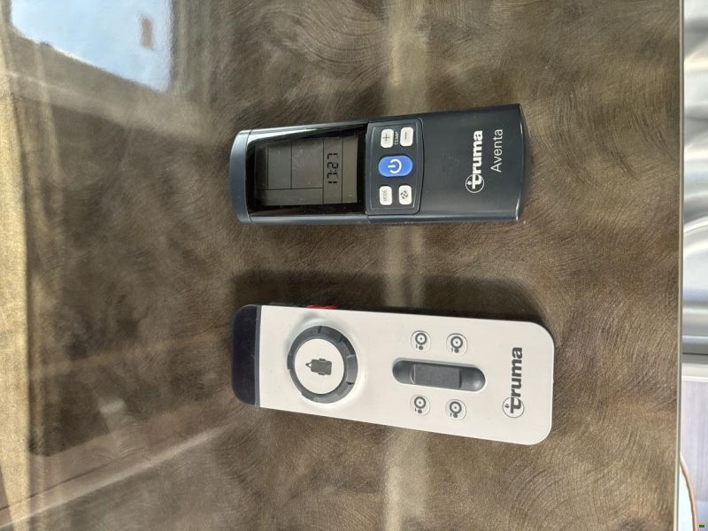 Knaus Tabbert Paris 685 Noir