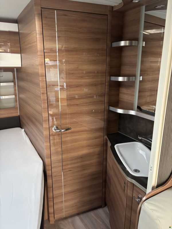 Knaus Tabbert Paris 685 Noir