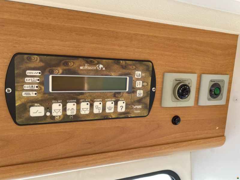 Mercedes Le Voyageur