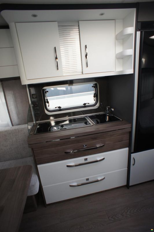 Hobby Excellent Edition 460 UFe