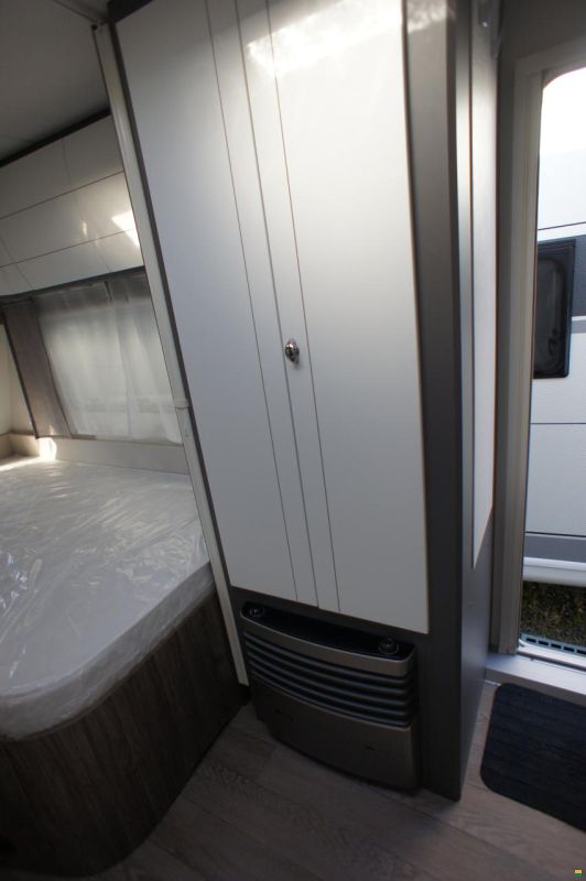 Hobby Excellent Edition 460 UFe