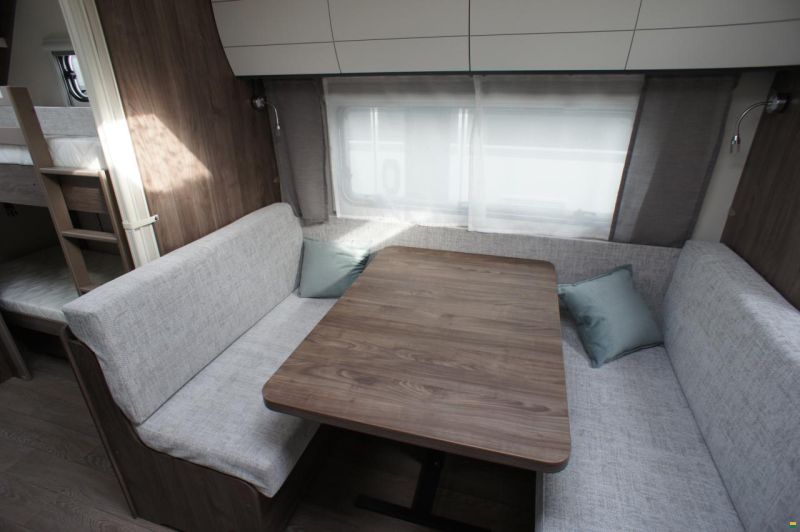 Hobby Excellent Edition 545 KMF