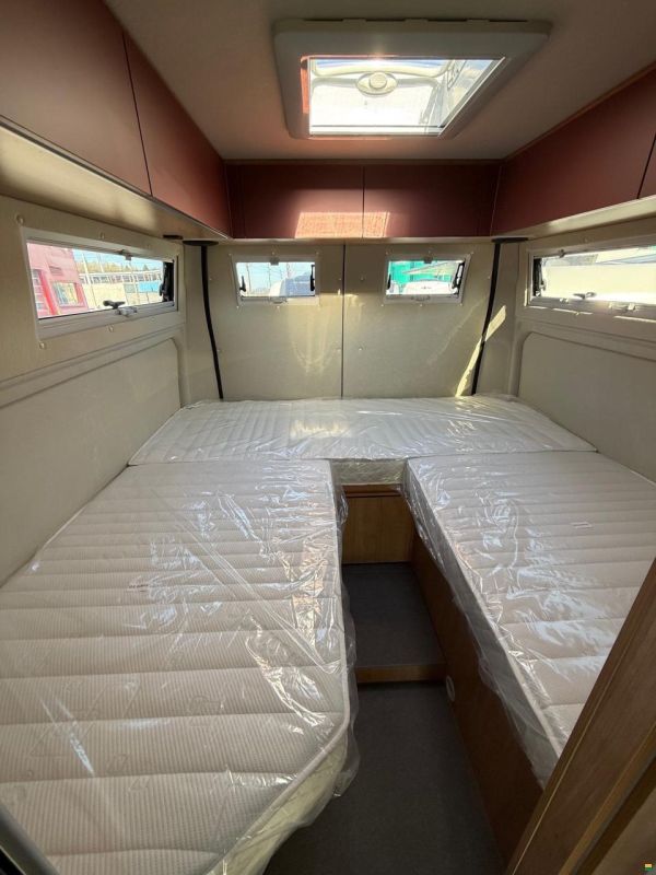 La Strada Avanti EBF